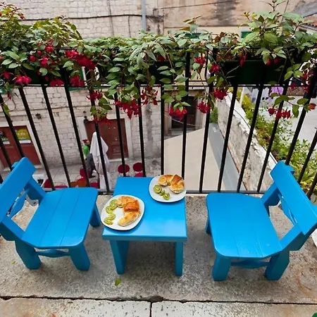 Luxury San Giovanni 2 *